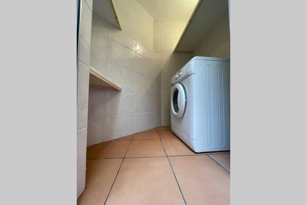 2 Bed Apt In Heart Of St Julians - 5Min From Seafront Сент Джулианс Экстерьер фото